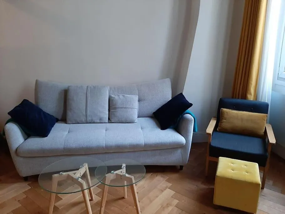 Bel Parisien, Typique Du Marais Apartment